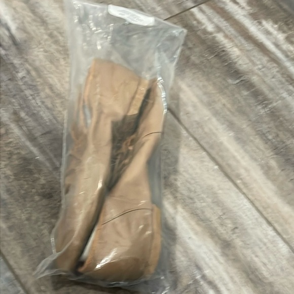 Bloch Split Sole Laced Nude Dance Shoes size 1 NEW - Picture 2 of 6